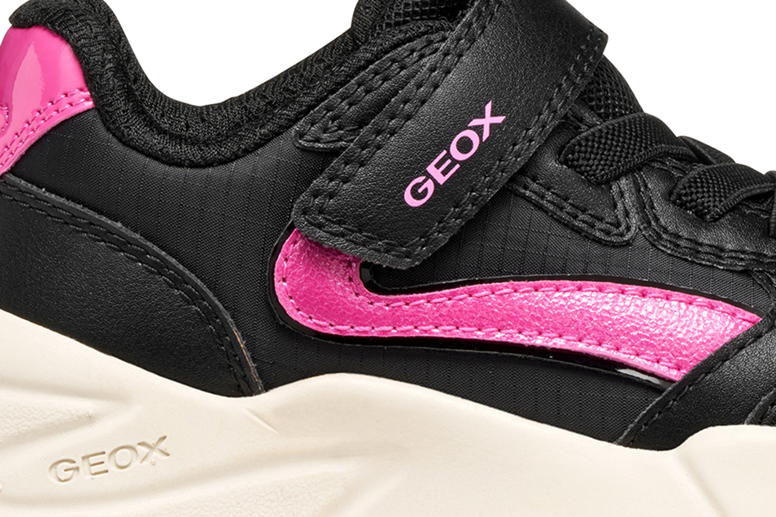 Geox Geox J Loftus J46M2A OFU54 C0922 Black / Fuschia Black / Fuchsia Boys